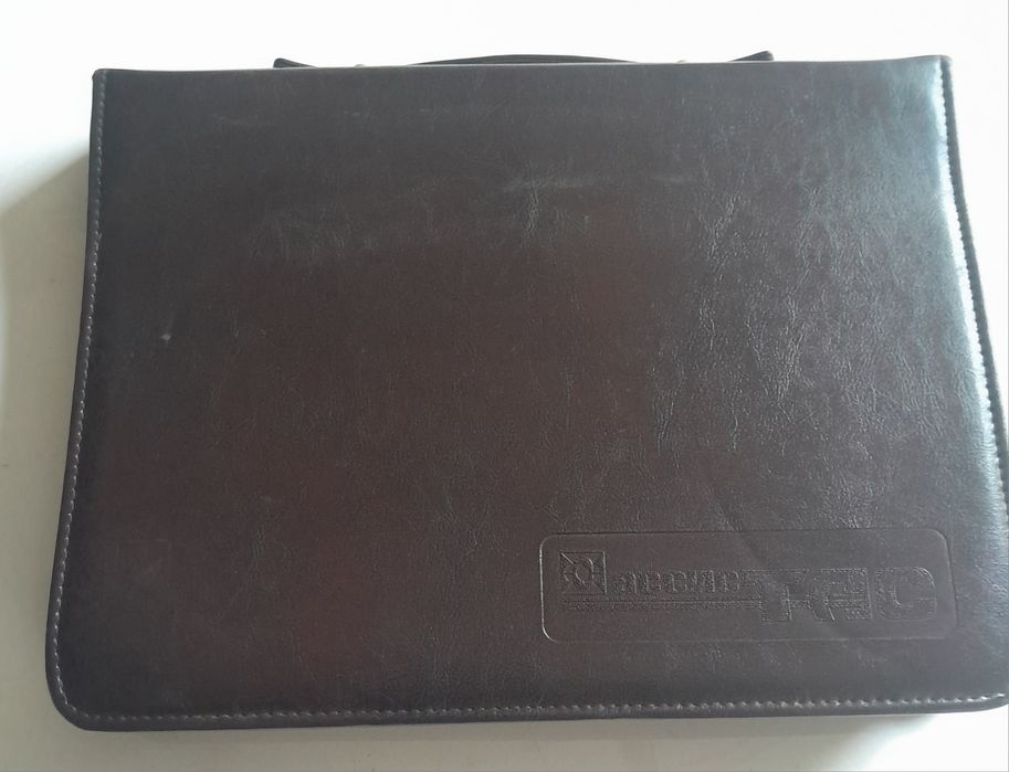 Ділова папка коричнева.