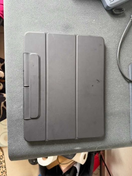 iPad Pro 12,9” M1 256GB + Pencil 2 + Capa + Paperlike