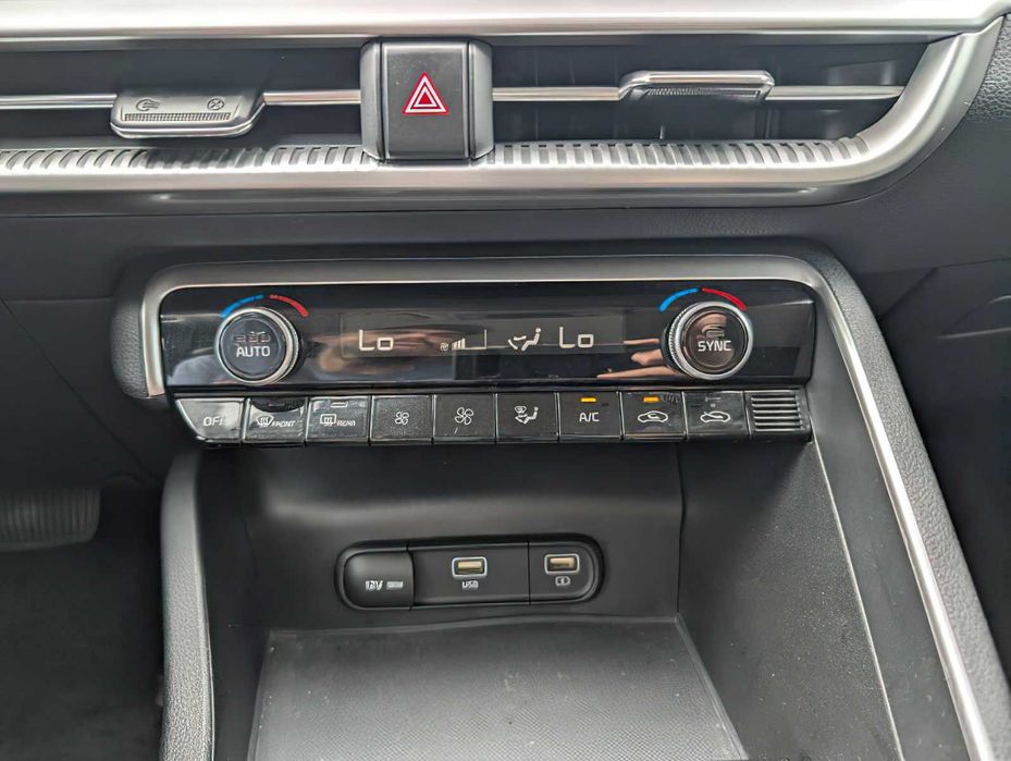 Kia K5      2021