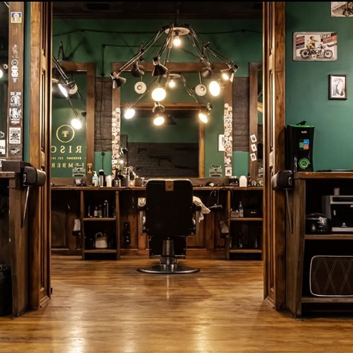 Безкоштовна стрижка в барбершопі (Хрещатик)