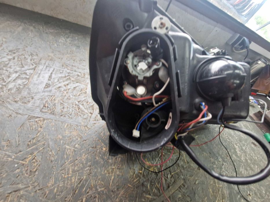 Lampa Lewy Przód OPEL CORSA C Lift Sonar