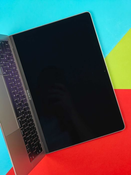 Apple MacBook Air A1932 | i5-8210Y | 8GB | 128GB | Retina | Ładowarka