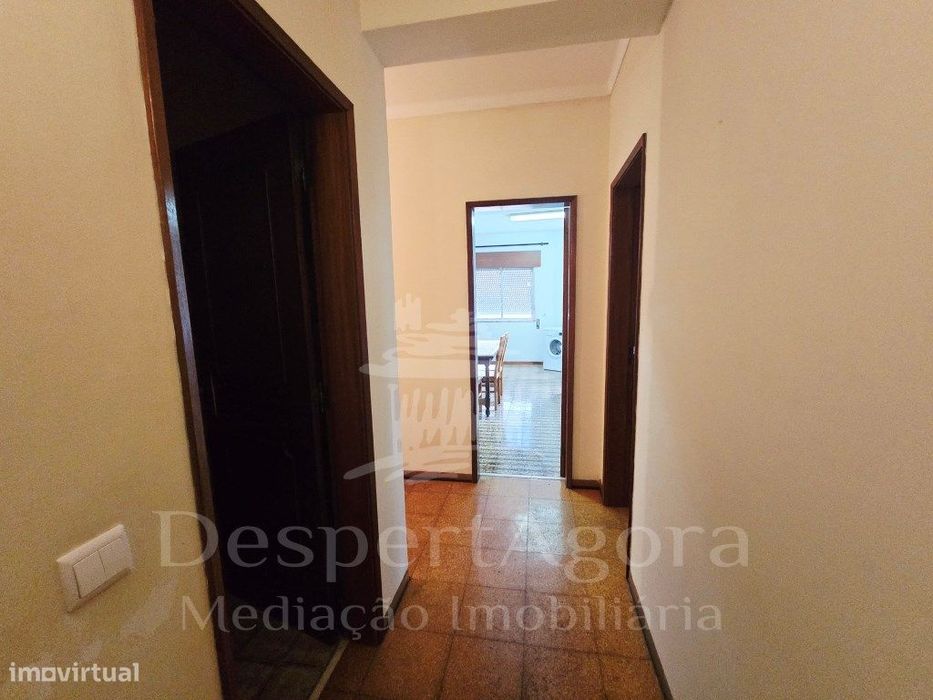 Apartamento T3 a 50 metros da estação da CP