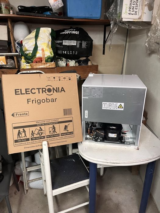 Frigobar Electronia