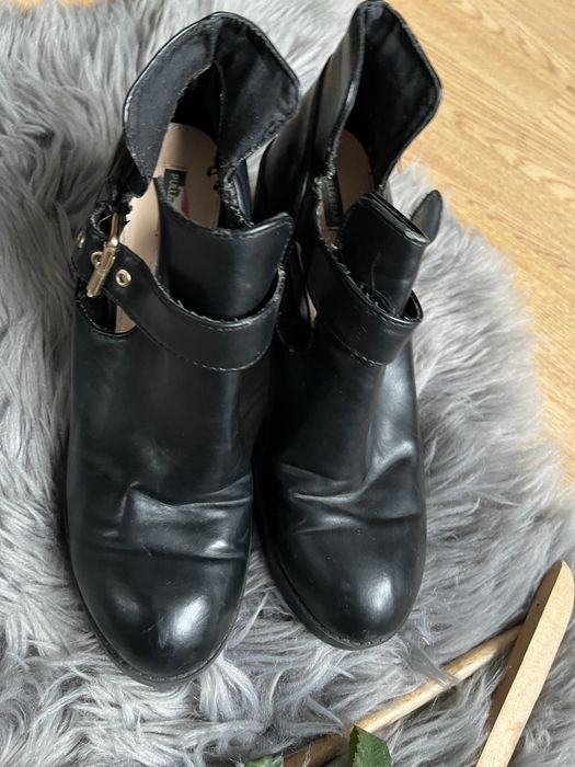 Pull & Bear buty botki czarne na platformie 39/40