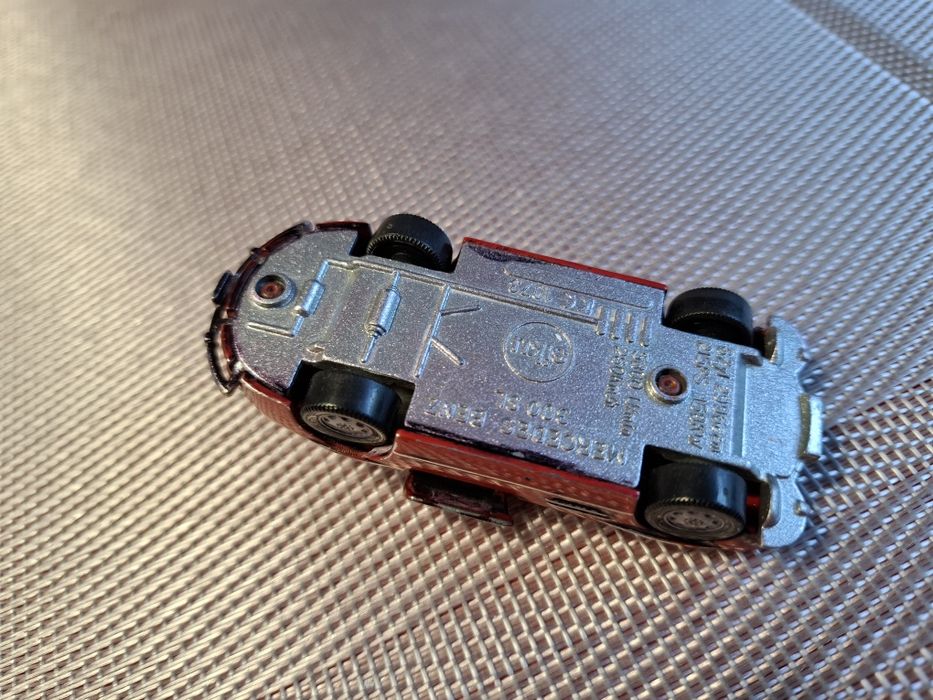 Siku mercedes benz 300SL model samochodu