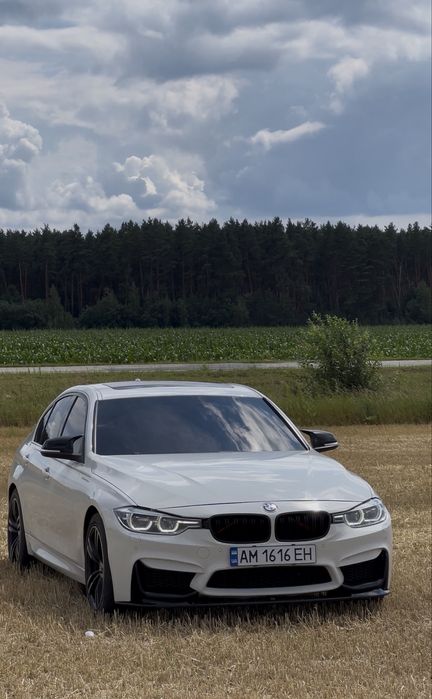 BMW F30 330i Xdrive 2017