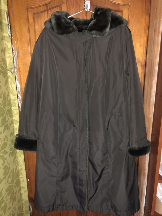 Продам женское зимнее  пальто
