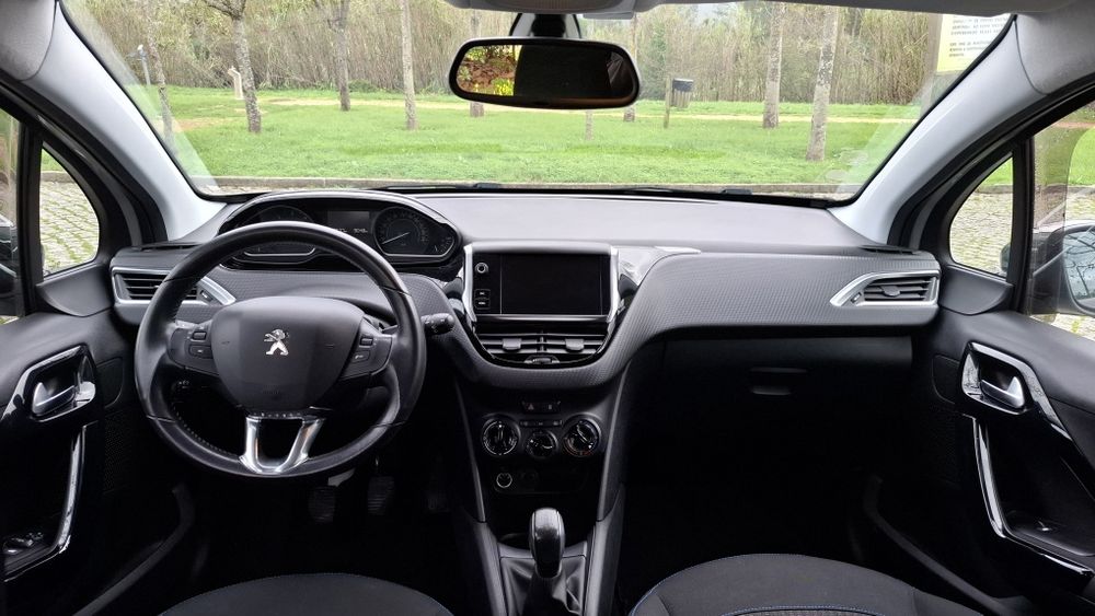 Peugeot 208 1.6 HDi Style