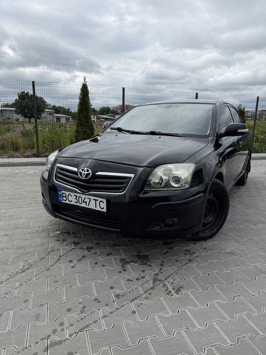 продаж авто під виплату Toyota Avensis 2008