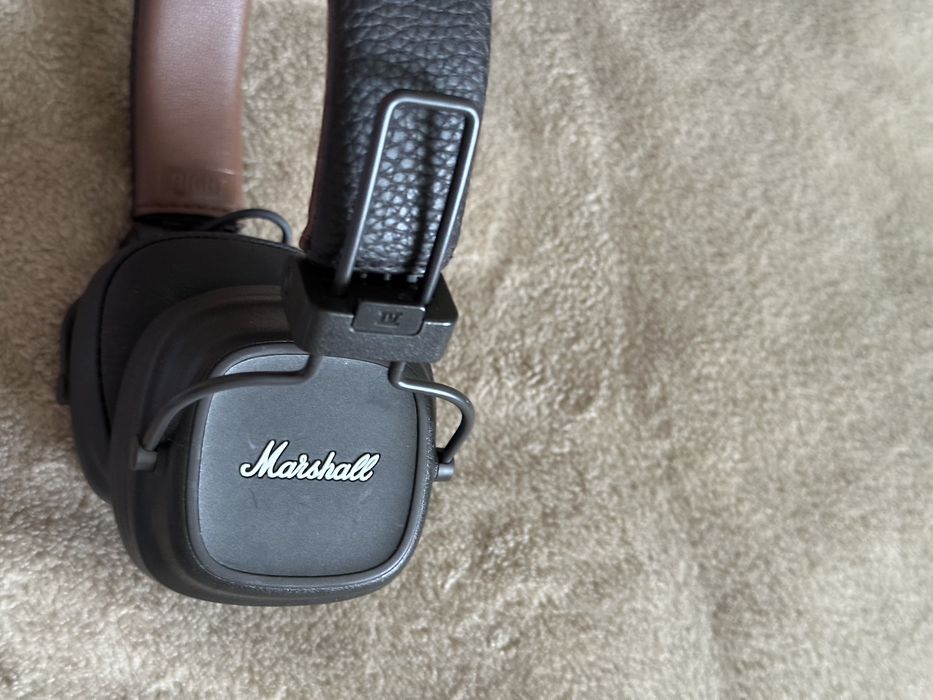 Навушники MARSHALL Major IV Brown