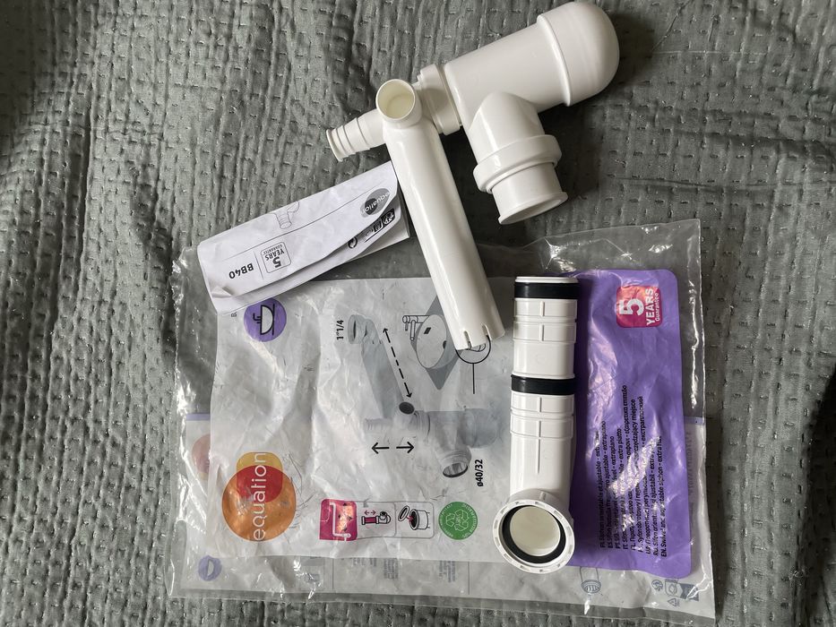 Syfon obrotowy i regulowany - oszczędzający miejsce