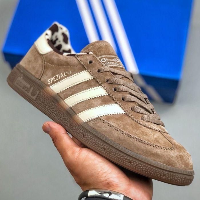 Кеди Adidas Handball Spezial з мереживом/ Самби Адідас/ Різні кольори