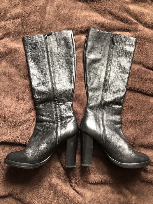 Czarne Skórzane kozaki Reserved 39 5,5 stan bardzo dobry słupek 10,5