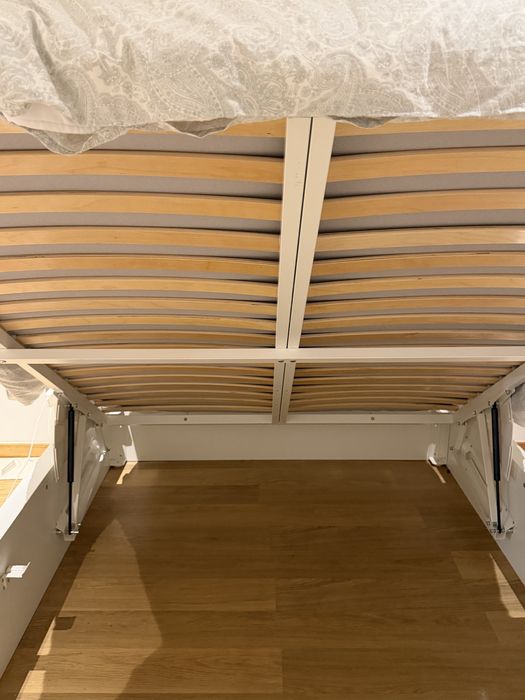 Cama malm ikea branca 160cm