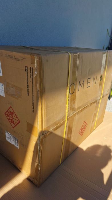 Cadeira Gaming HP OMEN Citadel Nova