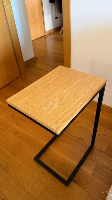 mesa de apoio sofá sala em madeira carvalho e metal