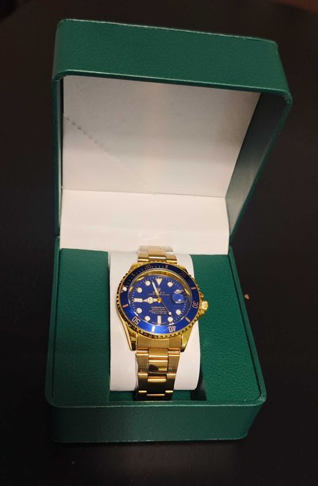 Relógio Submariner Date Dourado NOVO