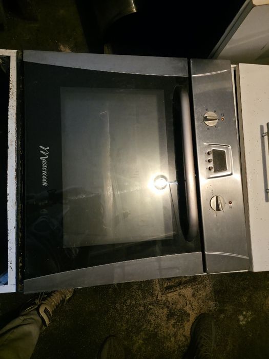 Piekarnik i płyta gazowa-elektryczna