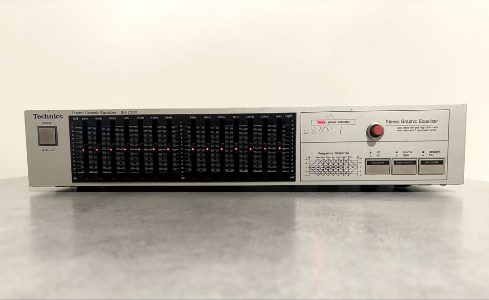 Equalizer Technics SH-Z200