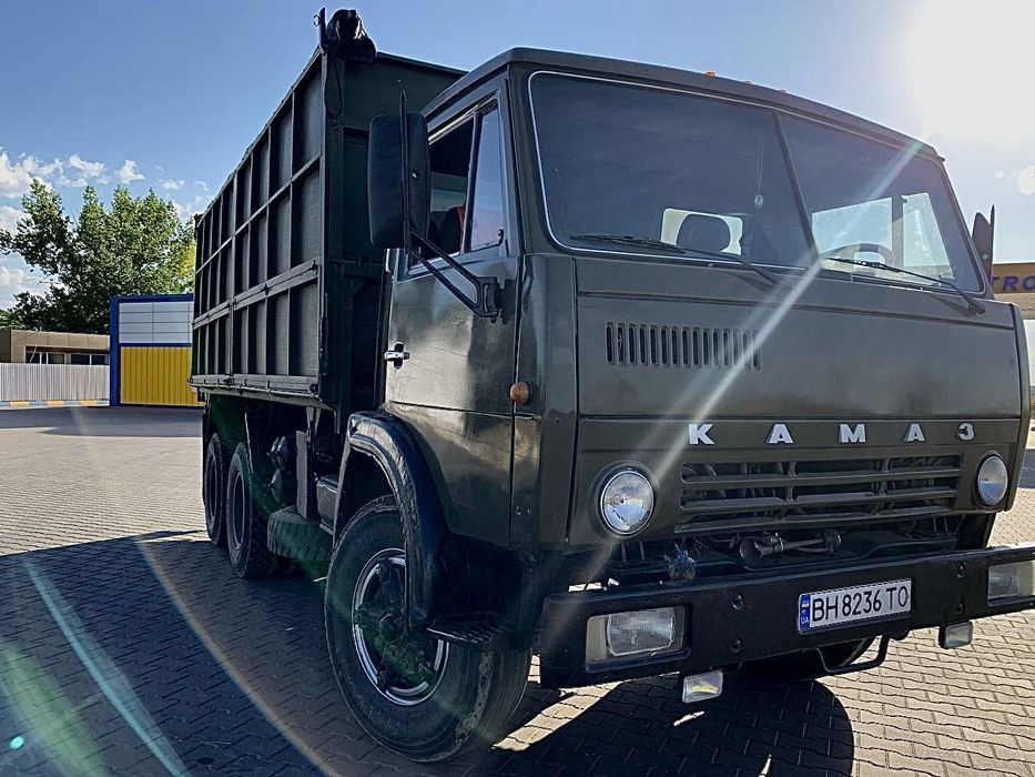Продам Камаз 55102 з причепом
