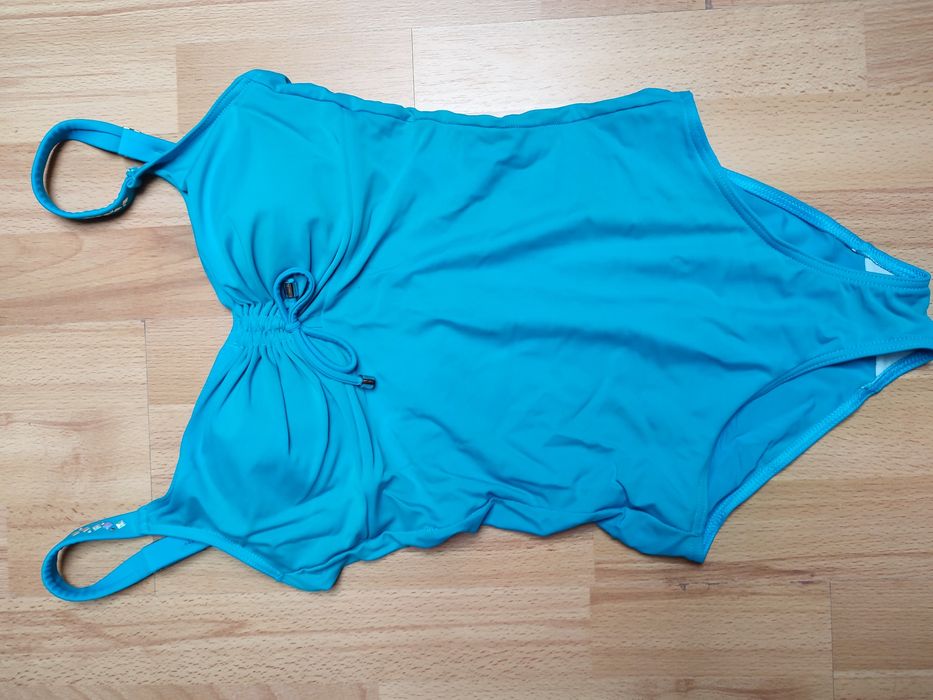 Strój kąpielowy  jednoczęściowy.