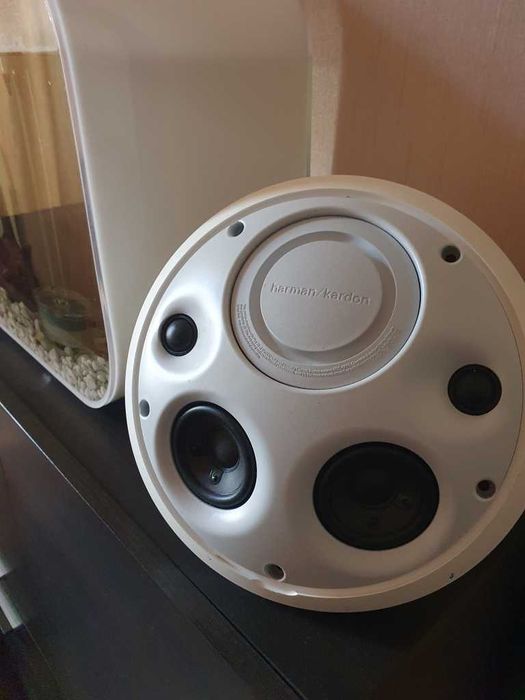 Акустика Harman Kardon Onyx Studio 2