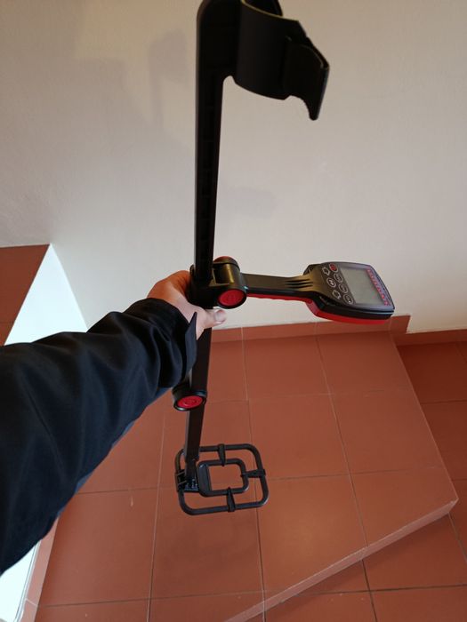 Detector de metais TX610

Detecta objectos metálicos até 100cm de dist