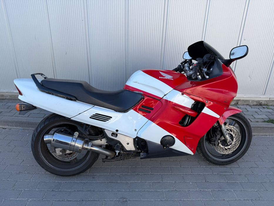 Honda CBR 1000 F