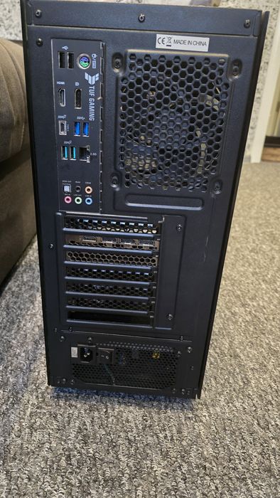 Корпус Thermaltake Core G21