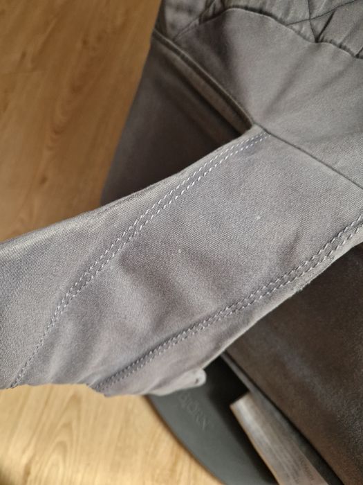 Bujak Babybjorn z zabawką
