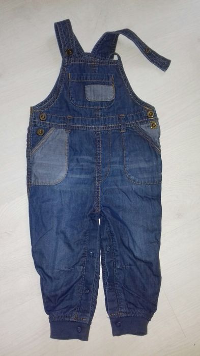Продам детский джинсовый комбинезон
