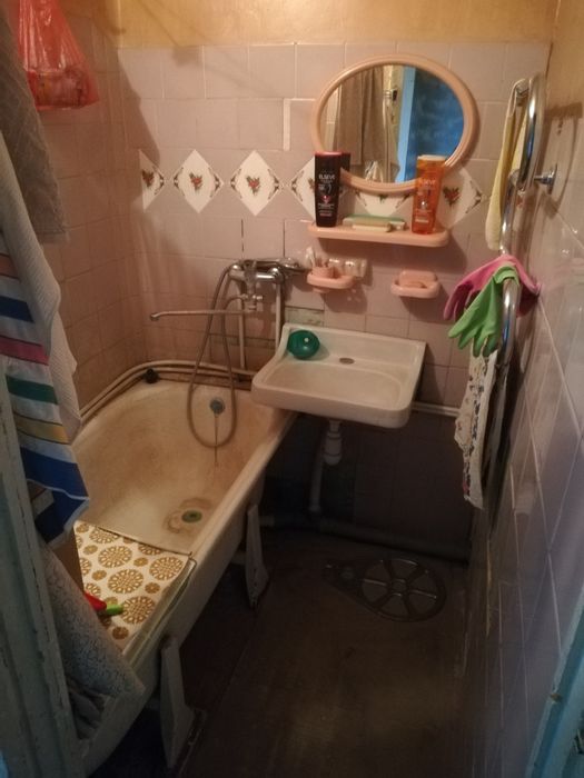 продам 3кiмнатну квартиру м. Суми