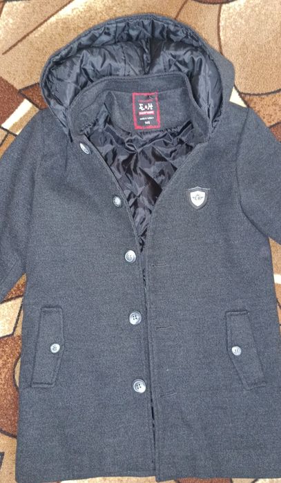 Пальто для мальчика 146см