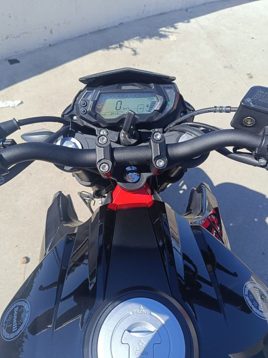 Benelli BN 125 – Impecável