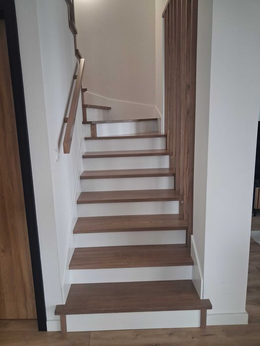 Schody drewniane i balustrady,stopnie,montaż