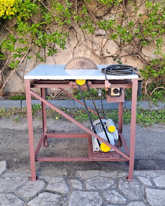 krajzega piła stołowa 230V.