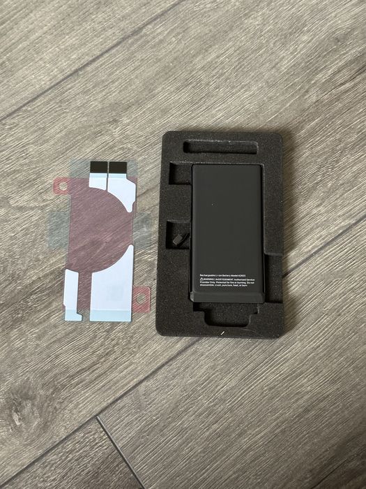Акумулятор iPhone 13