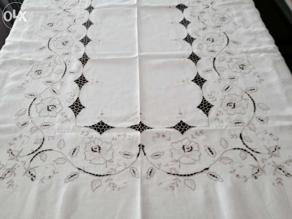 Toalha original de Bordado de linho da Madeira, como nova