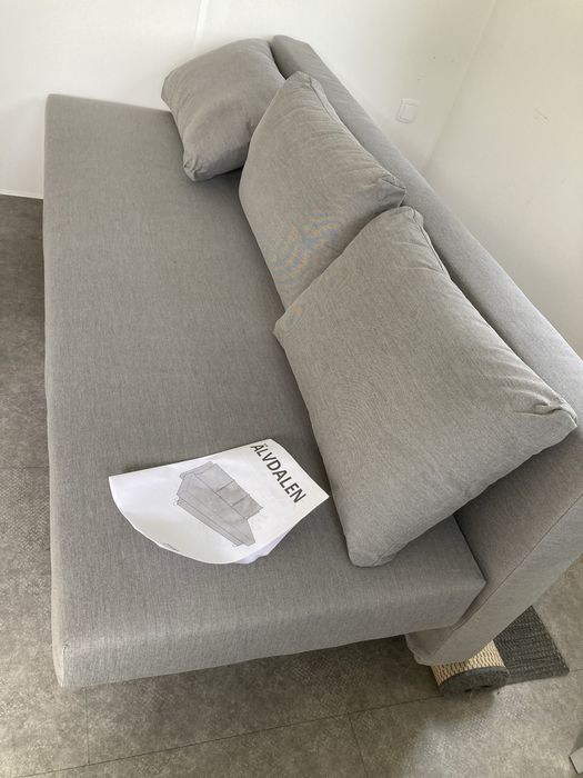 Sofa cama Ikea novo