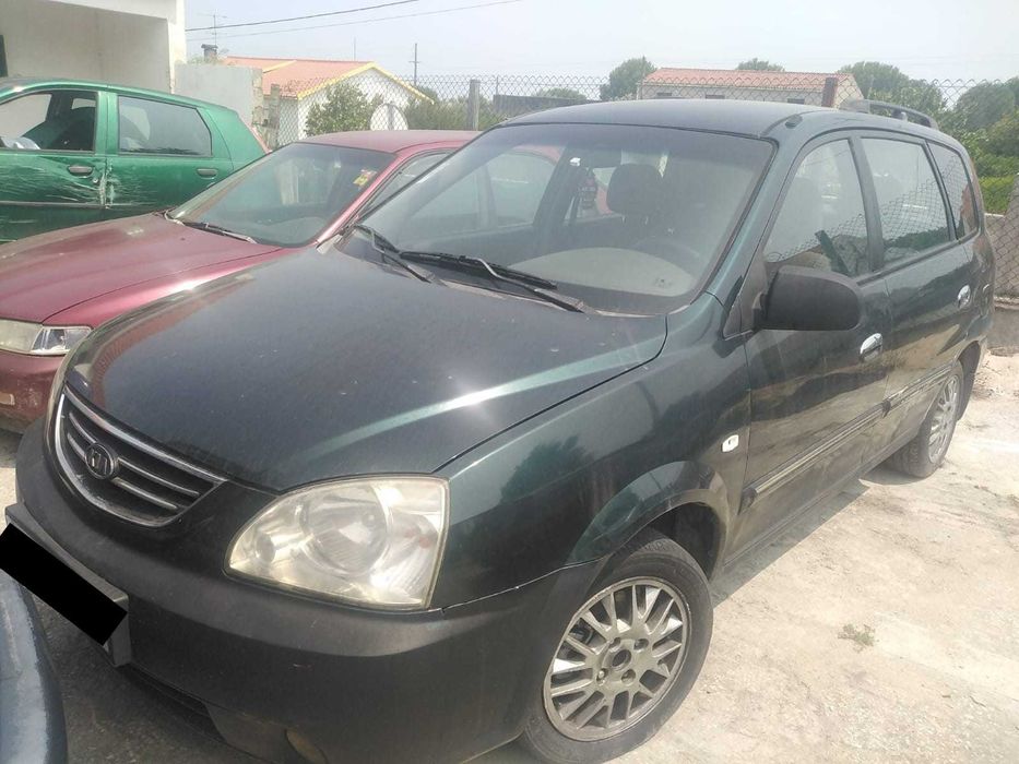 PARA PEÇAS Kia Carens II 2.0 Crdi de 2002 com 113 cv