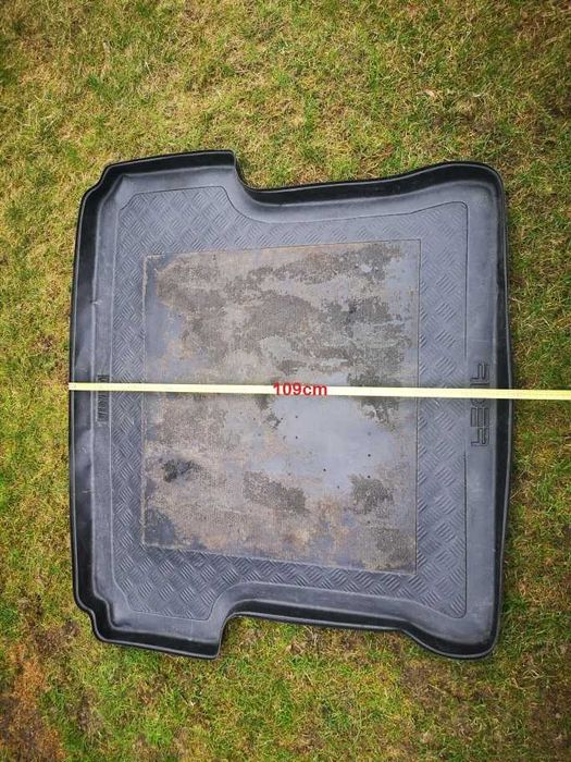 Wkładka do bagażnika - Skoda Octavia