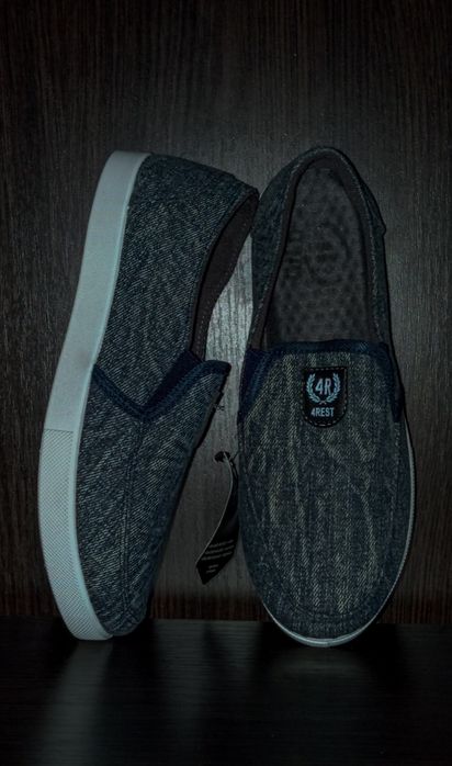 Легенькі макасини