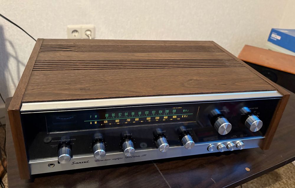Sansui 310 Amplituner