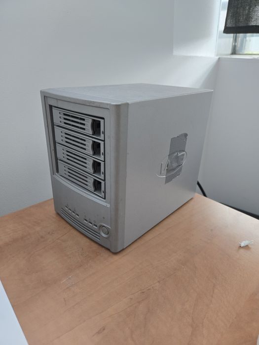 Serwer NAS LaCie Ethernet Disk RAID | 2TB (4x500GB) | 2x Gigabit LAN