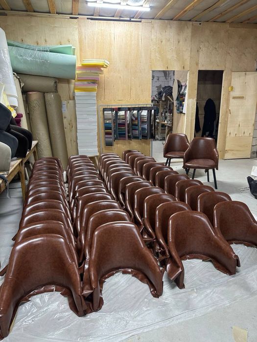 Стільці дивани від виробника в кавярню кафе ресторани під замовленя