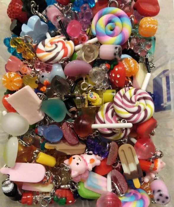 100szt charms hobby horse