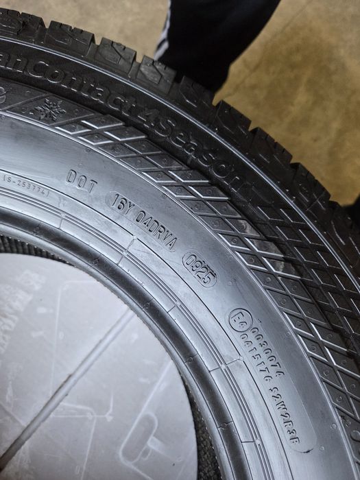 opony  nowe 235/65R16 C Continental VANCONTACT 4SEASON