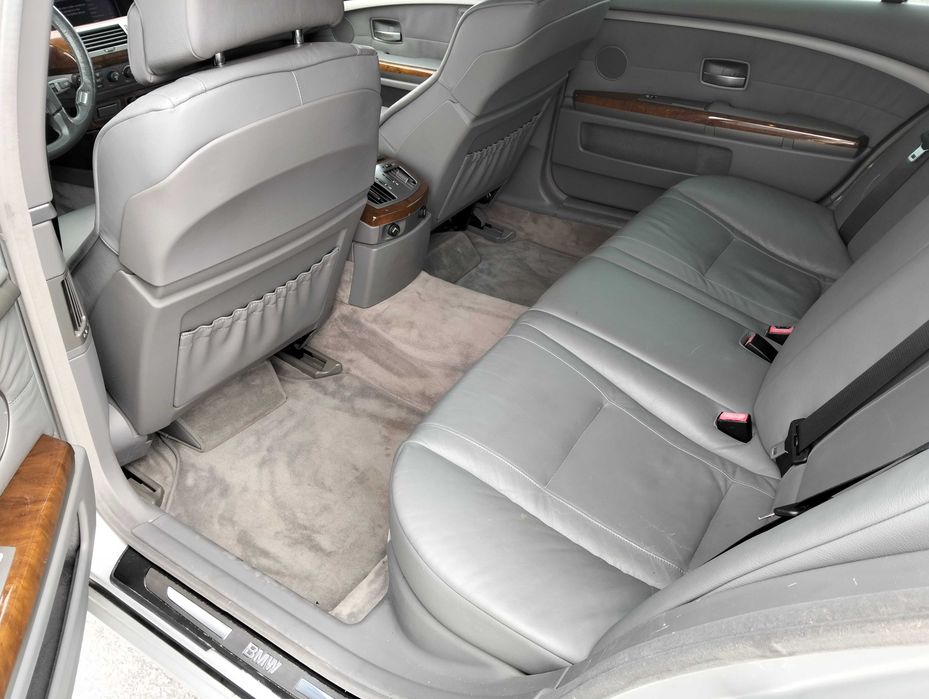 bmw  745 LI  330 cv