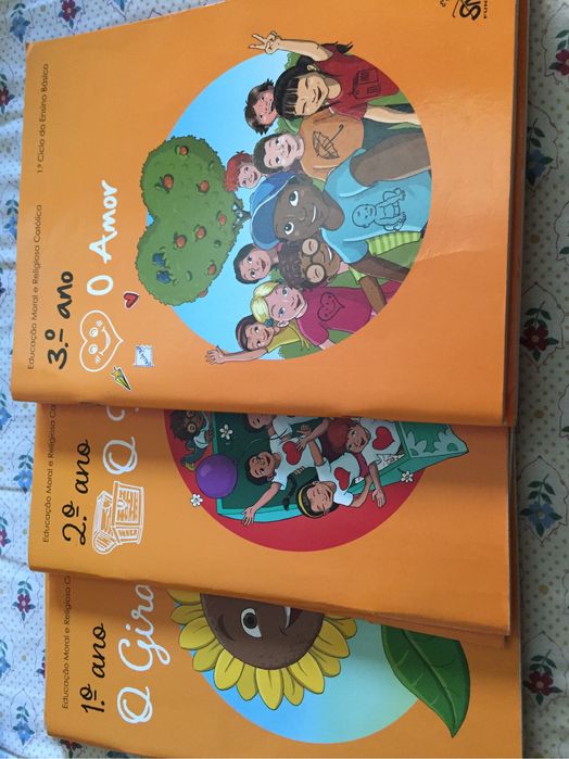 Manuais de EMRC e de Catequese